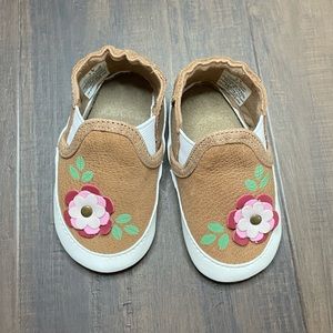 Robeez Baby Shoes - New Without Tags